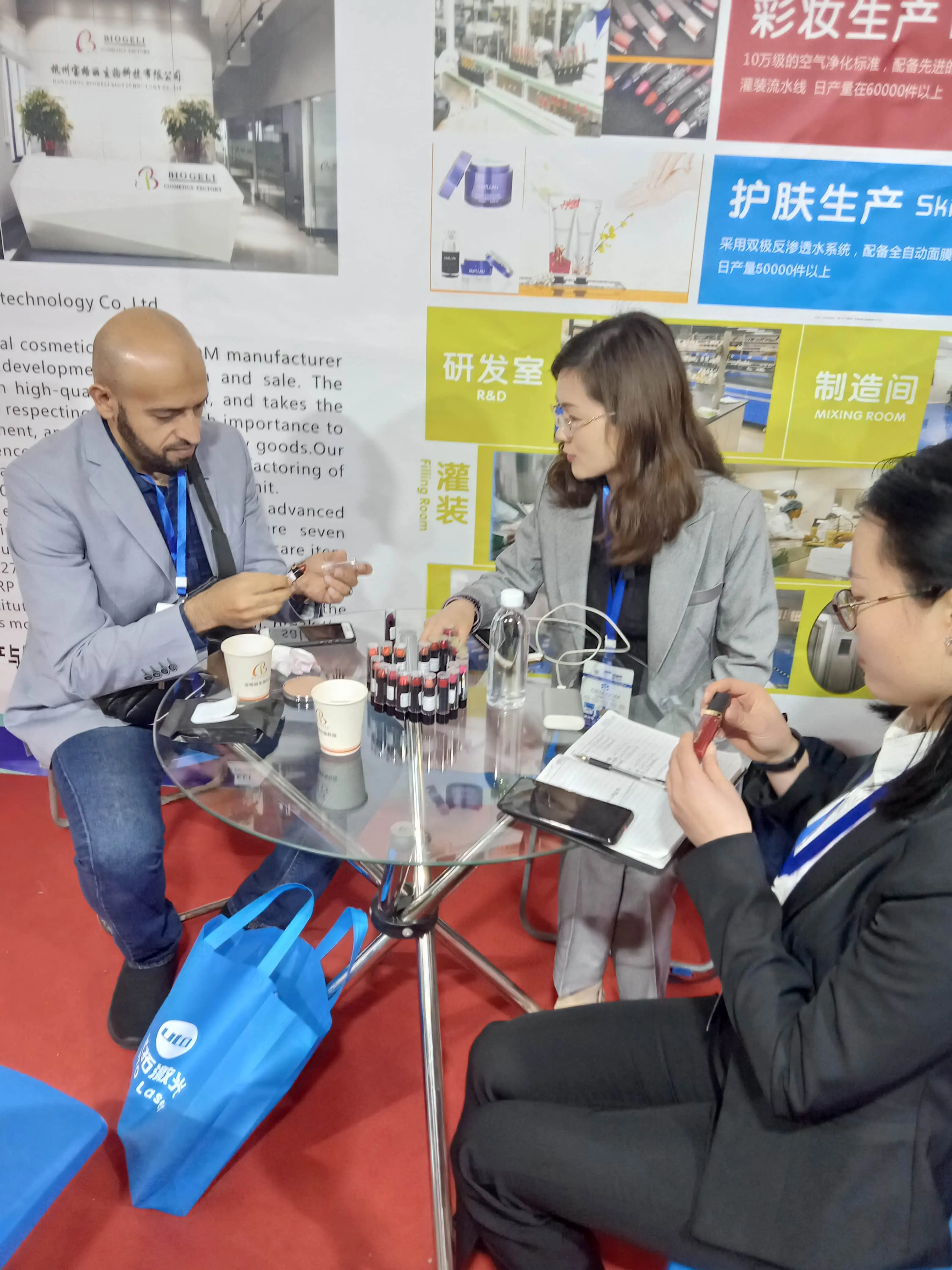 Three Consecutive Years Attended Yiwu International Beauty Expo to Explore Global Markets